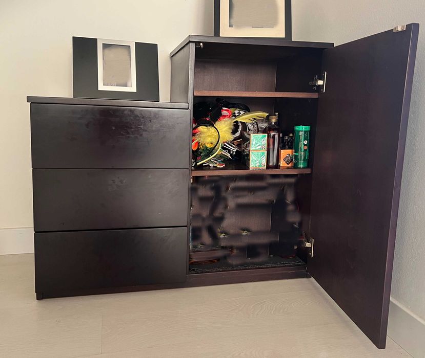 Móvel Wenge lacado preto baço