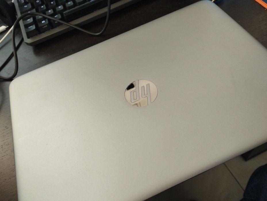 HP EliteBook 840 G4 - I5 // 8 Gb RAM // 256 Gb SSD