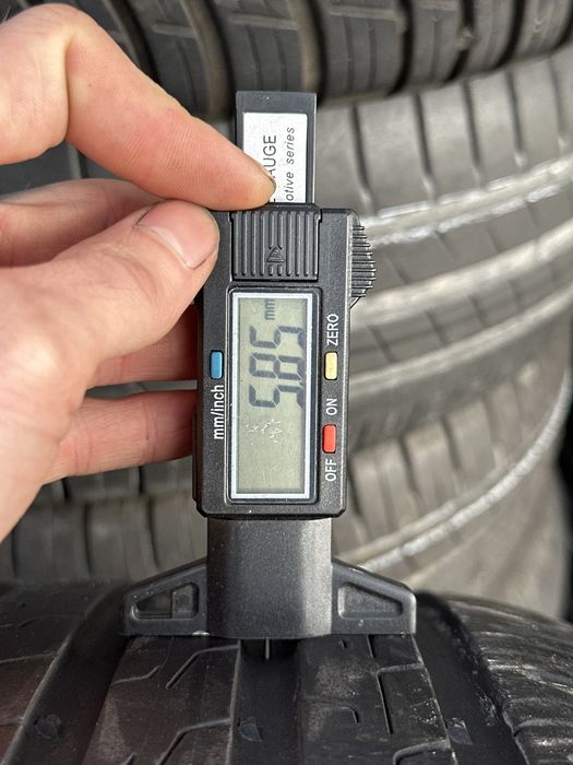 Opony letnie Continental 235/50r19