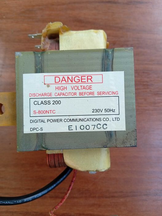 МІДЬ ! ВЕЛИКИЙ ! Трансформатор 1100 W  CLASS 200 ! з промислової  МХП робочий