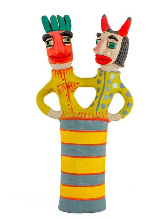 Figuras em Olaria, assinadas