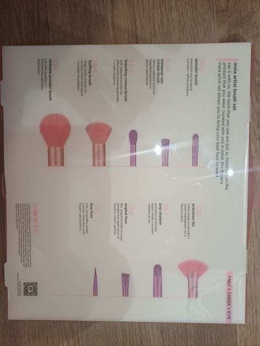 Nowy zestaw pędzli komplet Real Techniques różowy