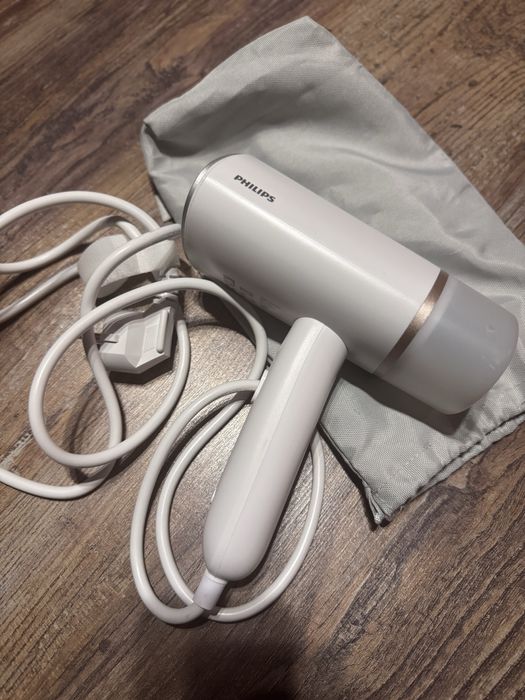 Parownica do ubrań Philips STH3020