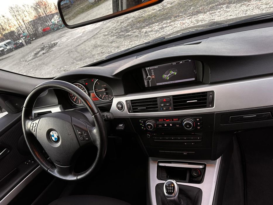 BMW E90 184km 2010 roku