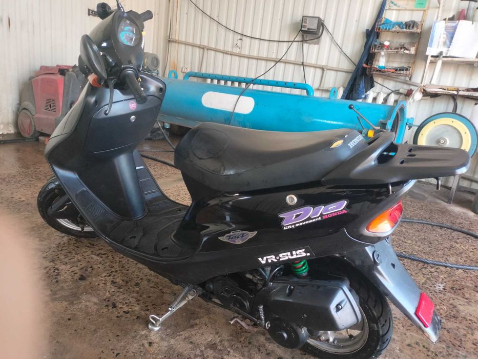 скутер honda tact AF31