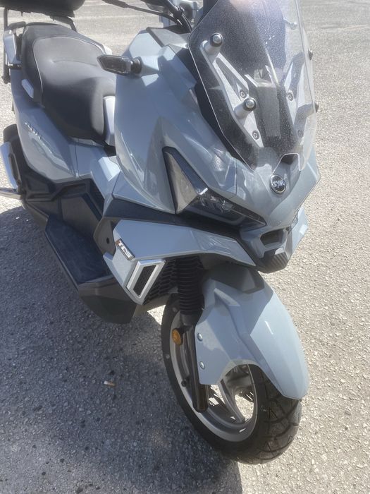 Sym ADX 125 Semi-nova