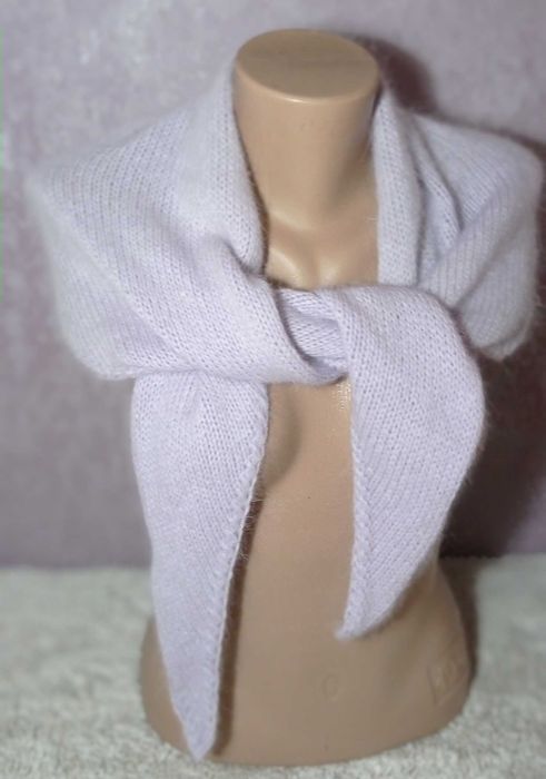 Бактус платок снуд из очень мягкой пряжи ангора.