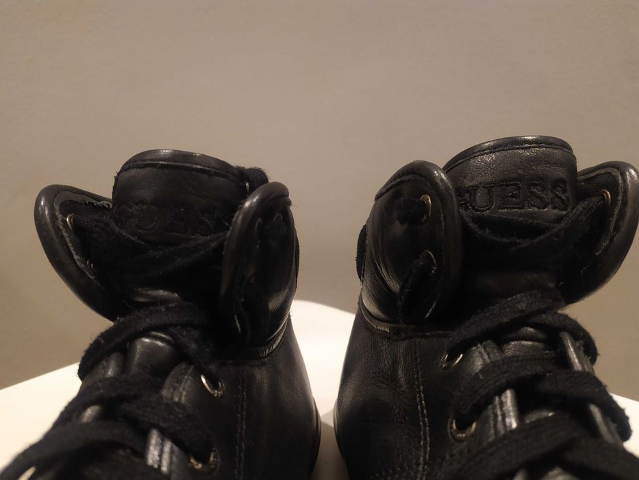 Guess Roxford Sneakersy C1