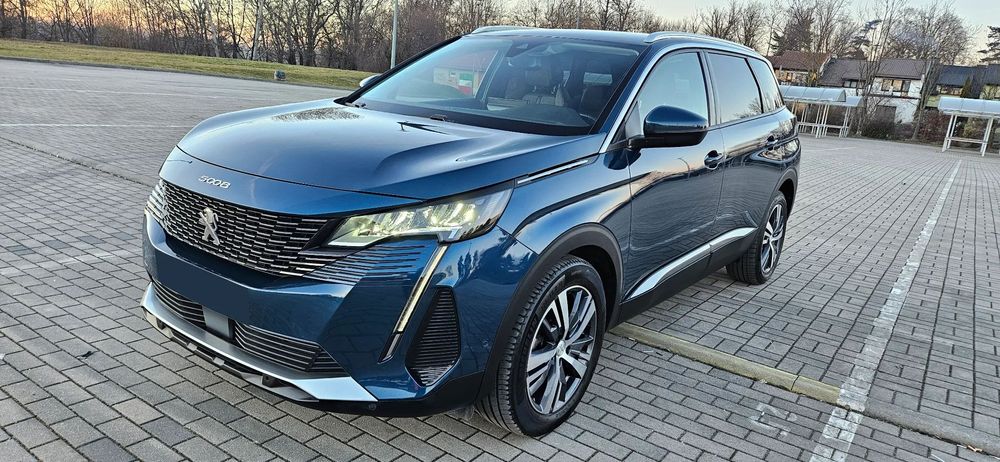 Peugeot 5008 1.5BlueHDi 130KM/full LED/7osobowy/navi/kamera/keyless/bezwypadkowy