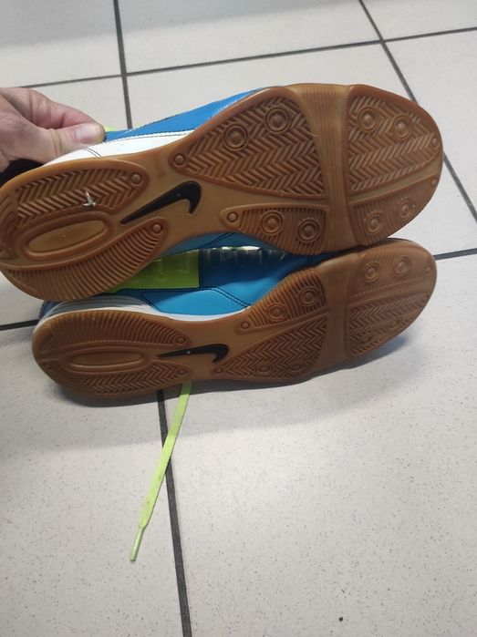 Buty sportowe halówki Nike ctr 360 stan bdb rozmiar 44