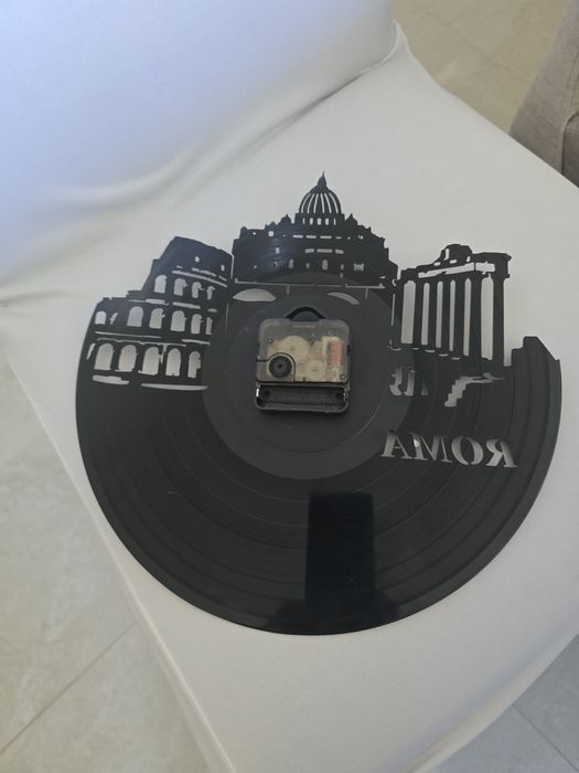 Zegar ścienny Roma, Rzym, na płycie winylowej