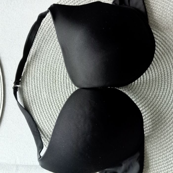 Biustonosz push up CHANGE 75E