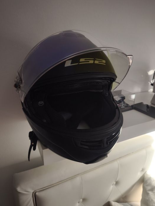 Capacete Ls2 strobe com uma viseira nova por estrear