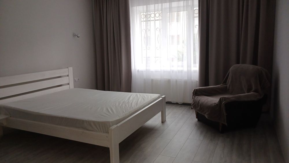 Затишна 1 кімнатна квартира поблиз автовокзалу, погодинно, подобово