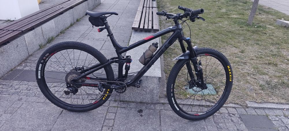 Trek Fuel EX 8 Full Suspension 29" (21,5")| Fox 34 RE:aktiv | Shimano XT  2019 plus komplet felg