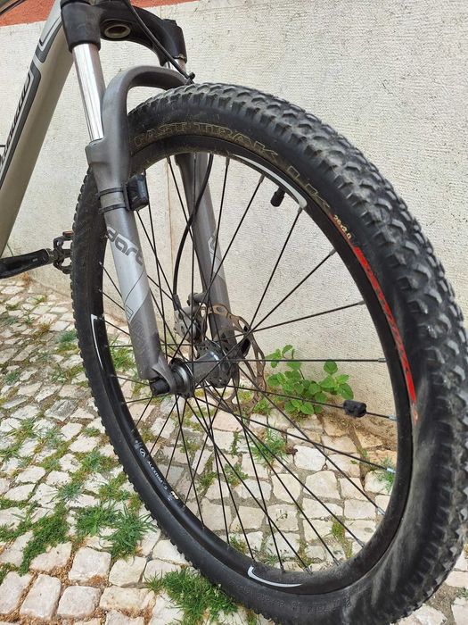 Bicicleta BTT Specialized Hardrock pro bom estado
