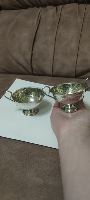 Соусница, подстаканники, вазы