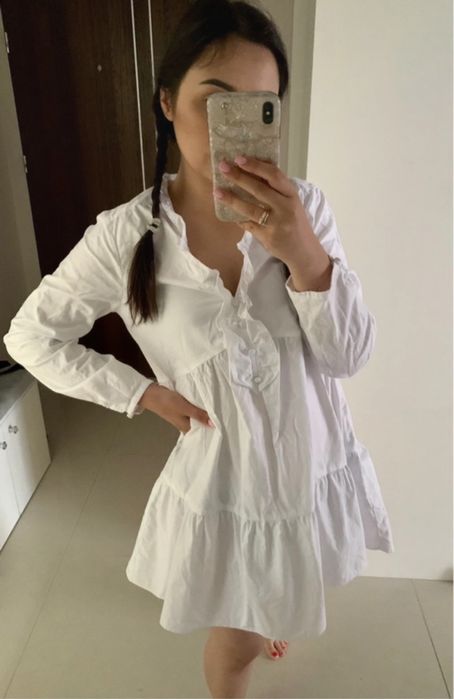Zara biala sukienka oversize ciążowa falbany