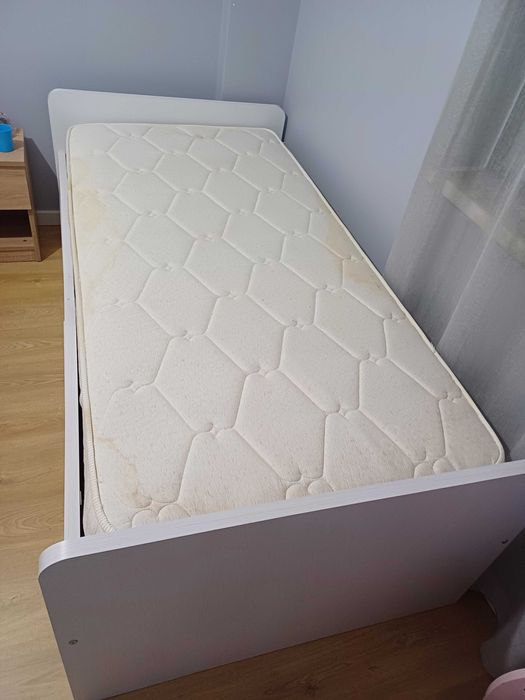Cama solteiro + cómoda