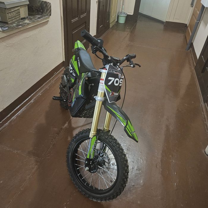 Liya E-709 1100W 14/12" Cross