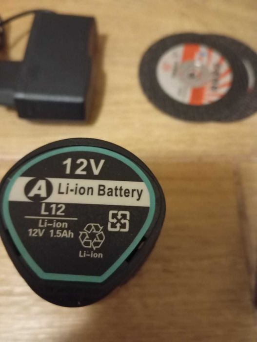 Аккумуляторная мини Болгарка 12V на два аккумулятора