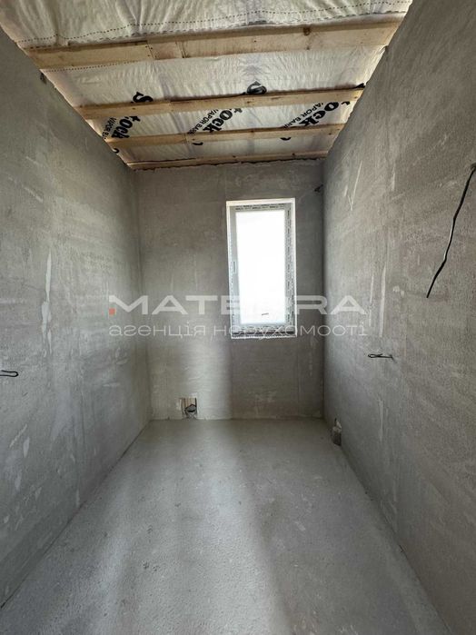 Круглик - Віта-Поштова Продаж будинку з краєвидом на ліс, під чистове