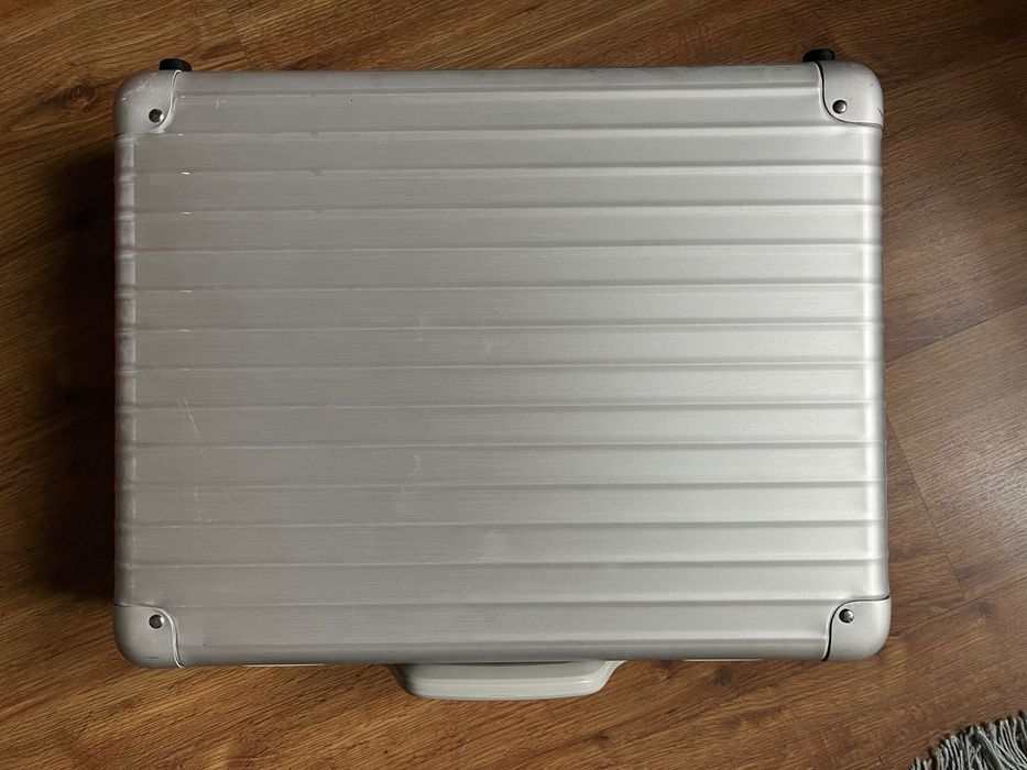 Rimowa briefcase attaché