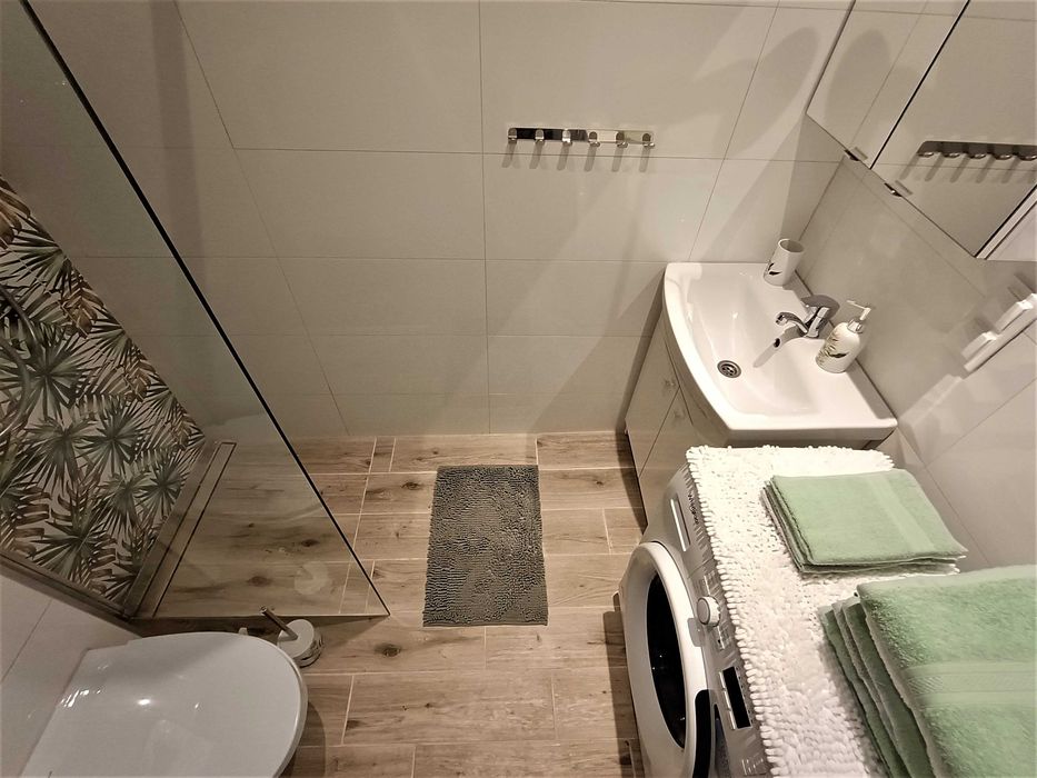 Centrum ul. Opolska  - apartament z balkonem, 2 sypialnie  1-6 osób