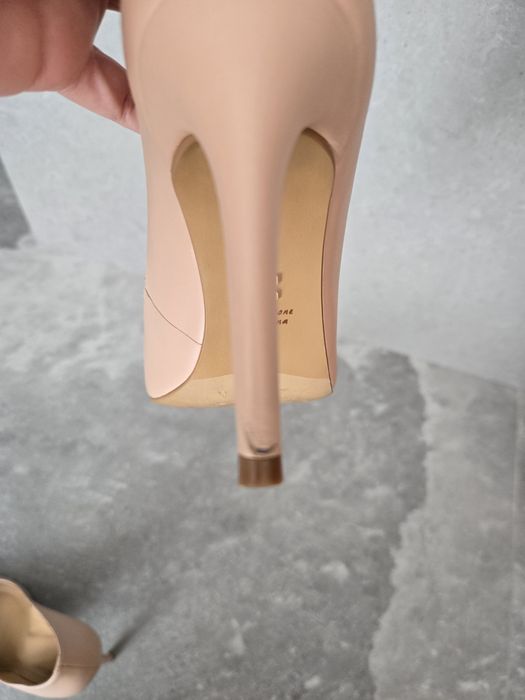 Szpilki nude, beżowe Kazar 38