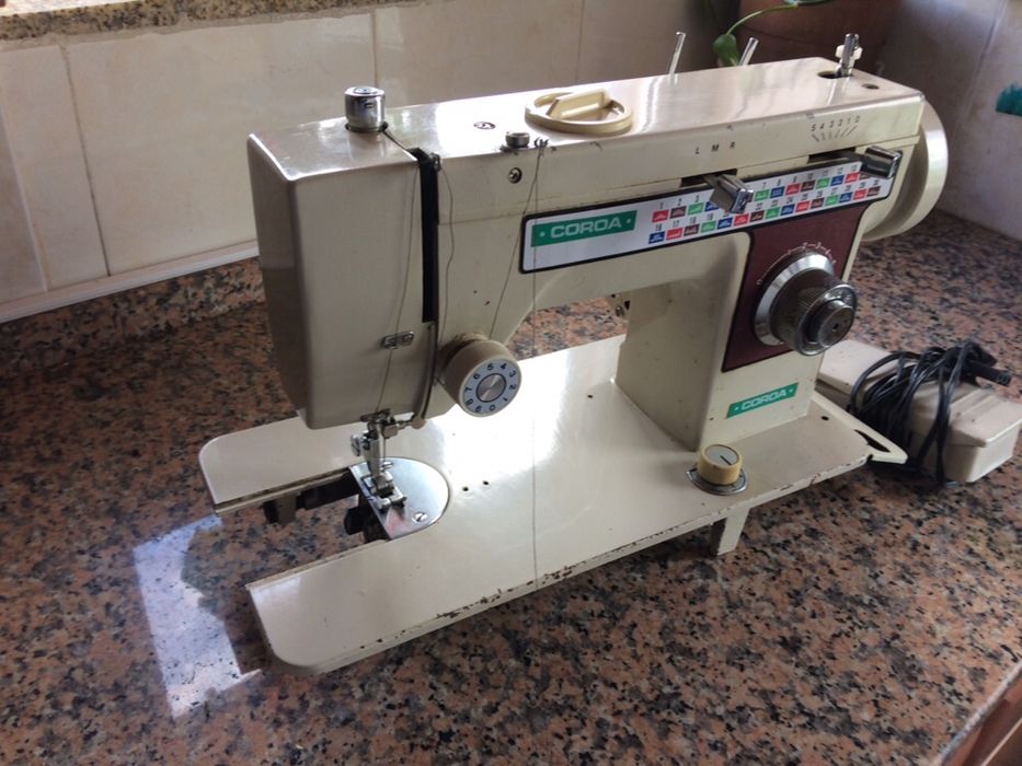 Máquina de costura