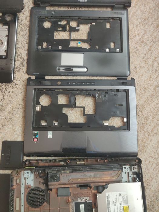 Toshiba a300, l300, części klapki, zawiasy, obudowy