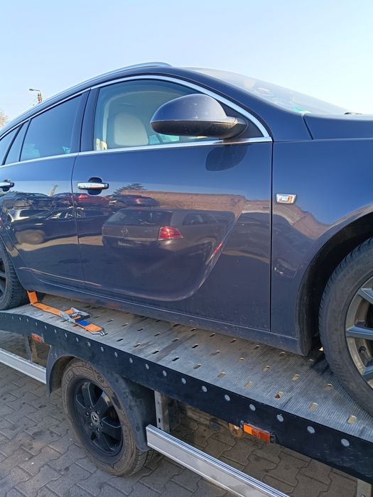 Opel Insignia Z168 drzwi prawe lewe przód tył