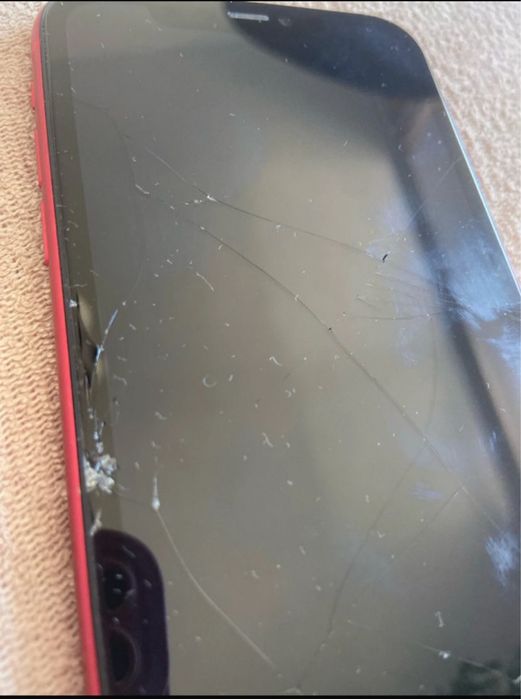 Iphone 11 - uszkodzony, do naprawy lub na części