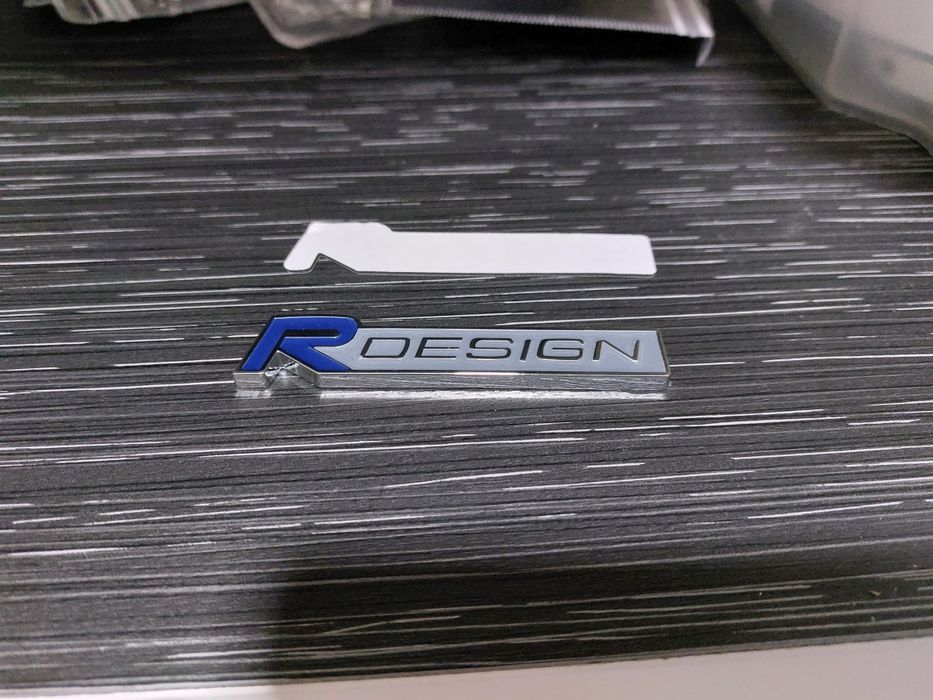 Simbolo R design