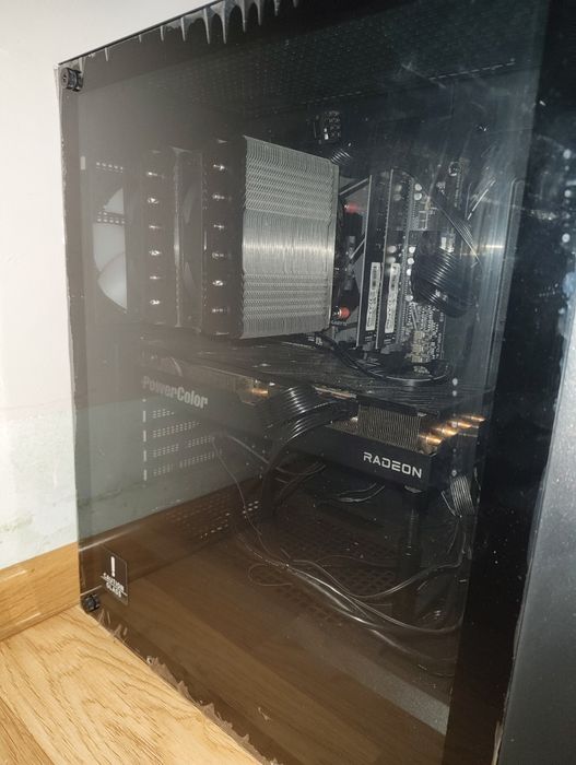 Ryzen 7 5700X | RX 6800 | 32GB RAM DDR4 | Komputer gamingowy