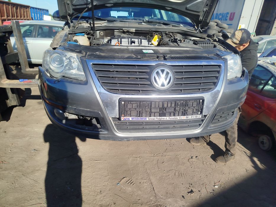 Passat B6 zderzak przód przedni stan bdb wysyłka