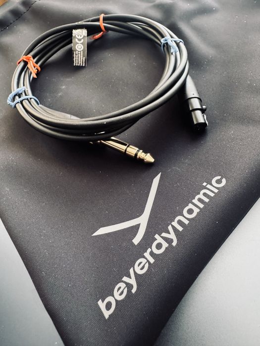 Навушники Beyerdynamic DT 700 pro X