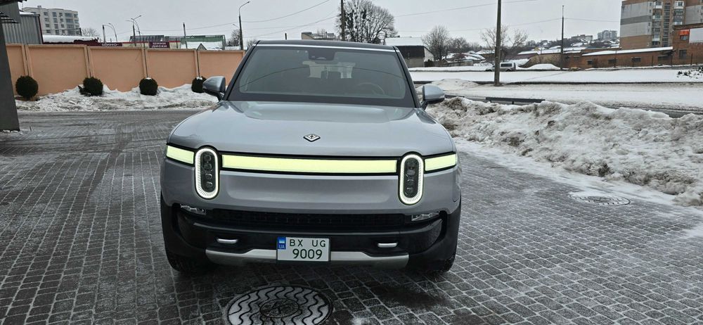 Продам Rivian R1S