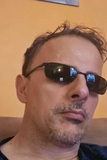 Oculos de sol ray ban pretos curtos