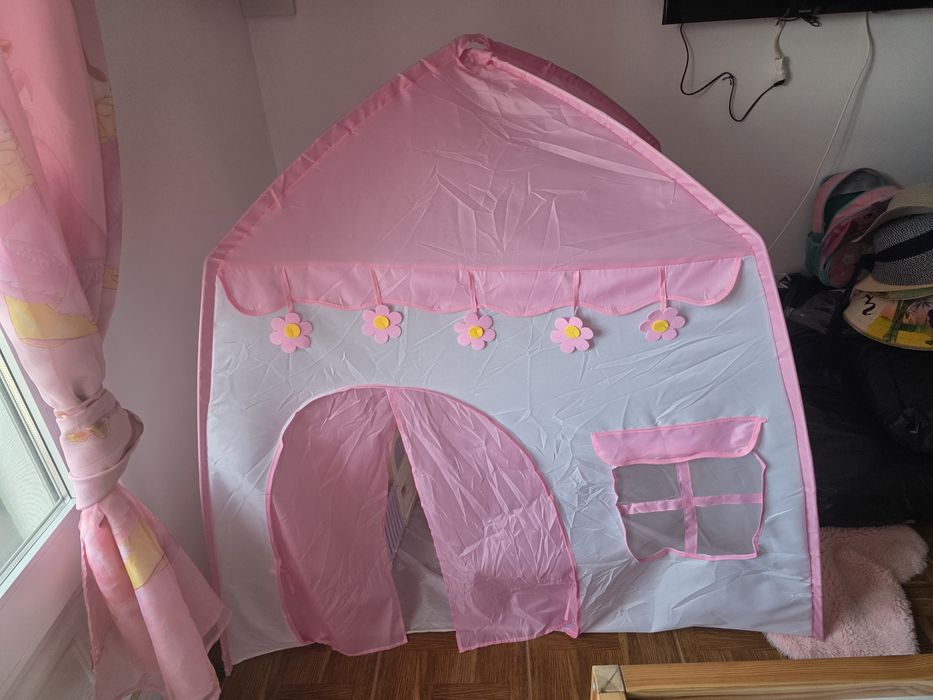Tenda de brincar praticamente nova