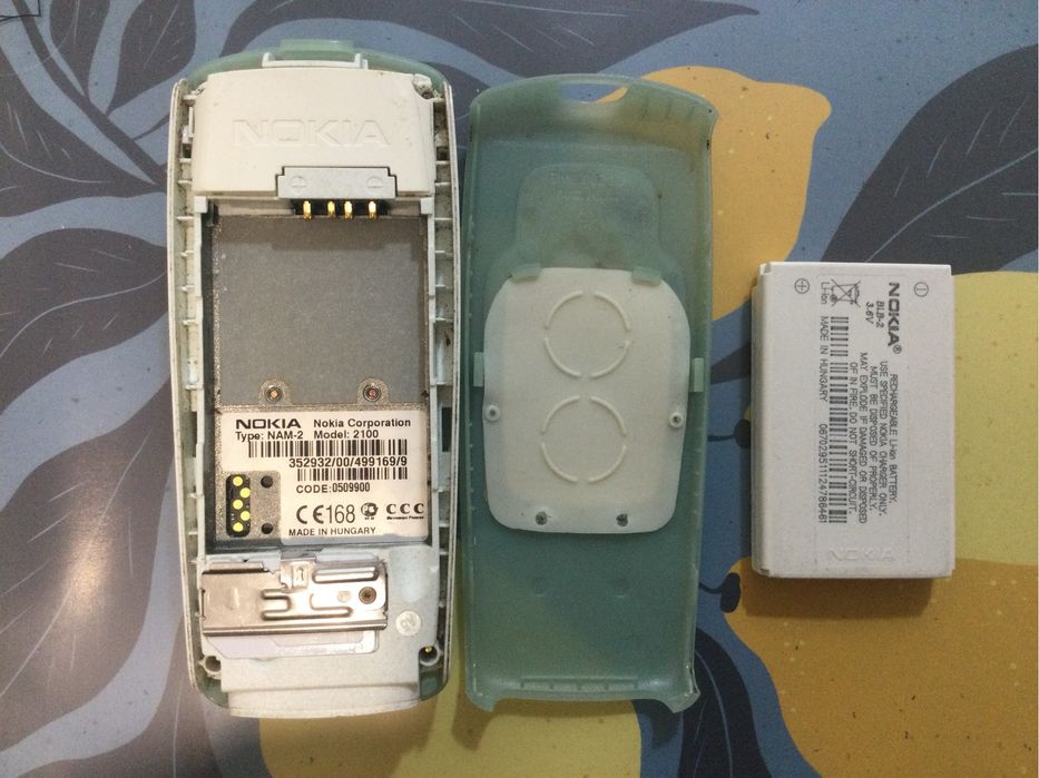 Нокия 2100 продам