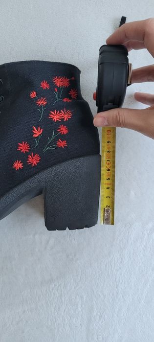 Botki na obcasie Sinsay