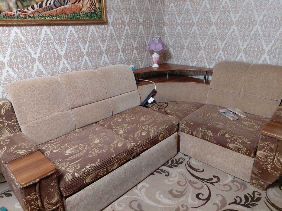 Диван уголком,б/у