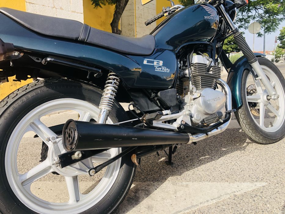 Moto cb 250 two fifty