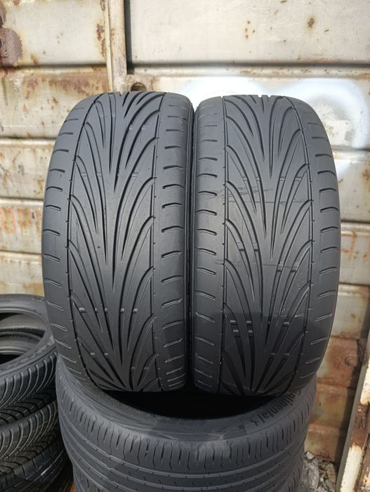 215/45/17 Toyo  пара літо