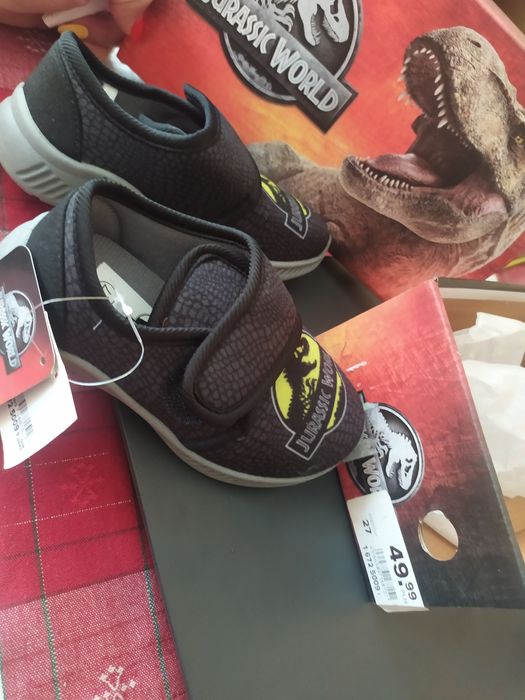 Nowe 27 jurassic Word PAPcie