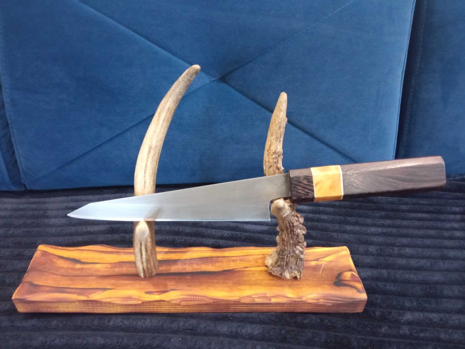 Nóż ręcznie robiony (knifemaking)