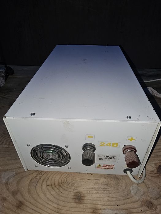 Безперебійник, інвертор, ФОРТ Ф20 F20, 1200Вт, 24в чиста синусоїда ДБЖ