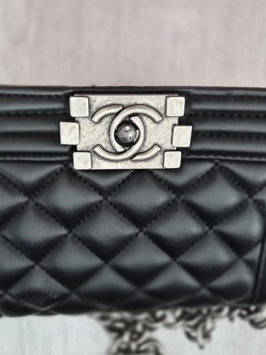 Chanel mala elegancka czarna torebka