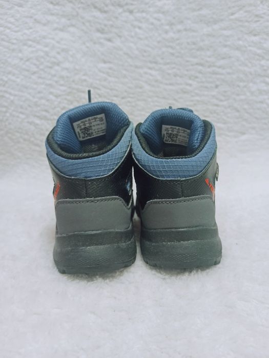 Оригінал ADIDAS Core-tex 24 розмір, 15.5 см, черевички для хлопчика